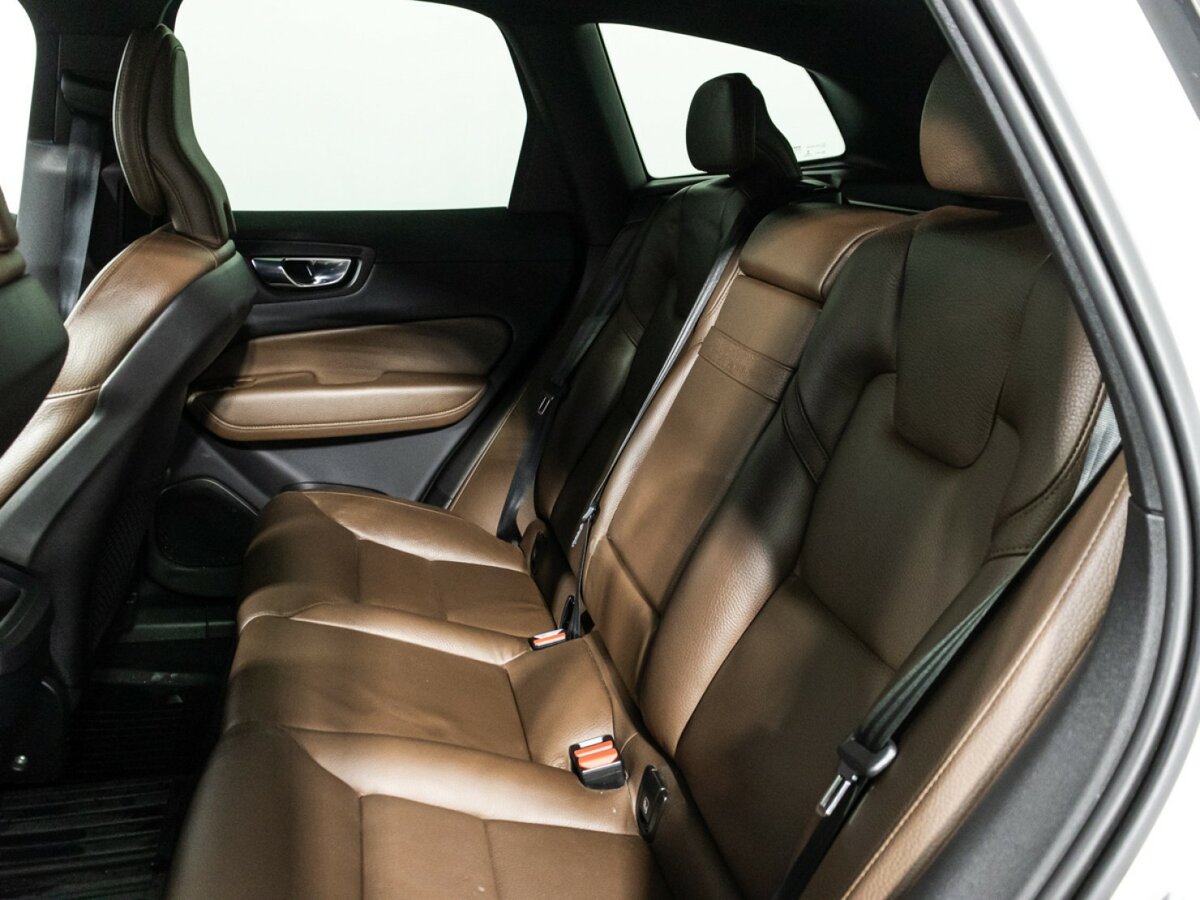 Volvo XC60 II, 2020 - 120 488 км. | Фото №8