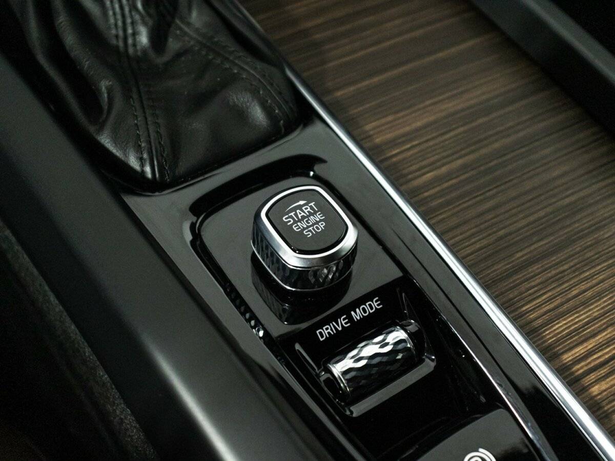 Volvo XC60 II, 2020 Фото №16