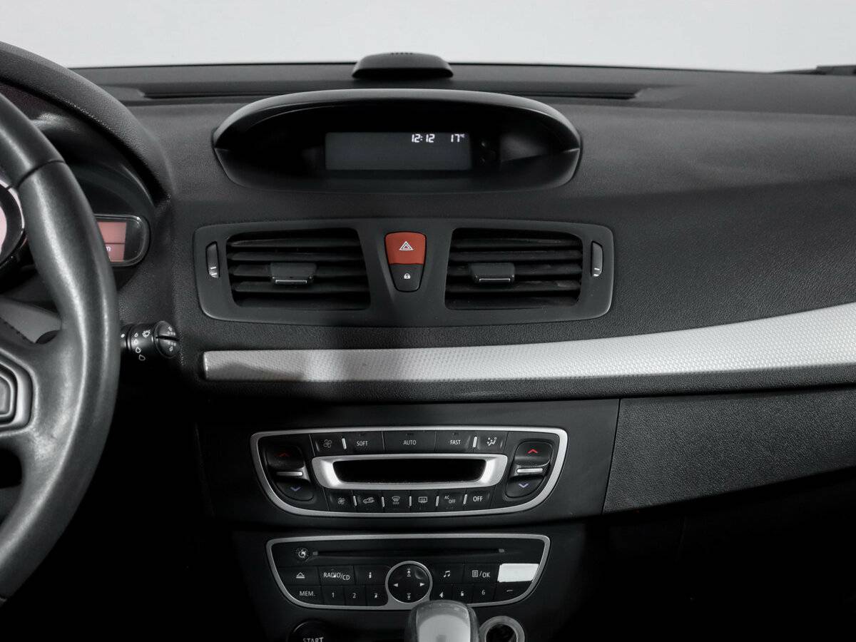 Renault Megane III, 2011 Фото №11