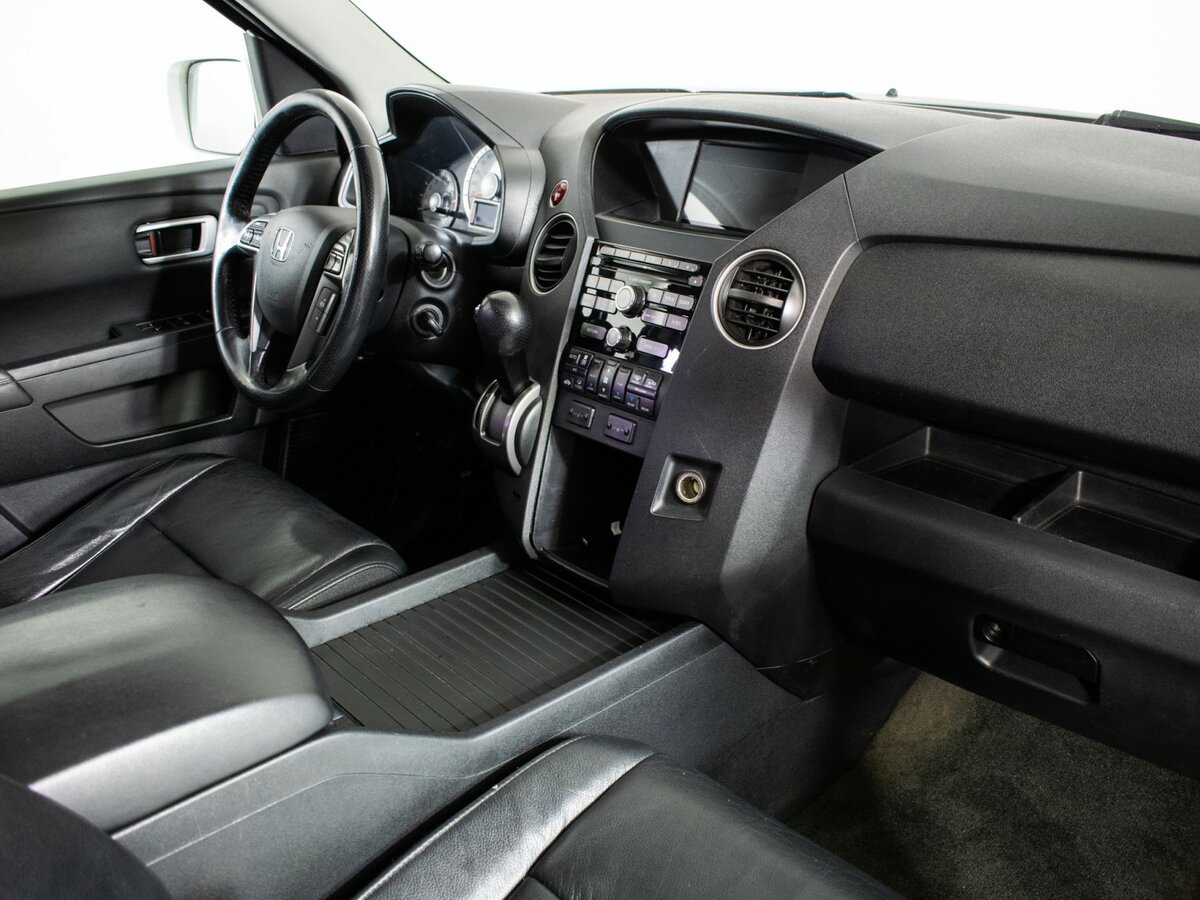 Honda Pilot II Рестайлинг, 2014 Фото №10