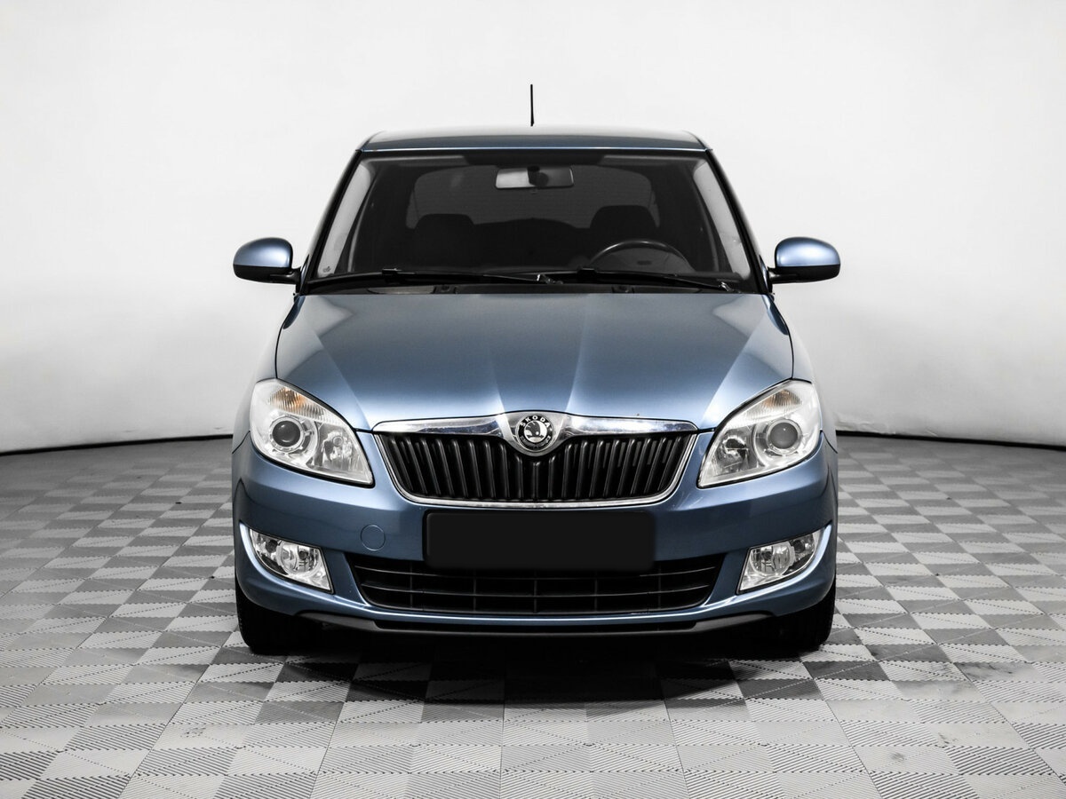 Skoda Fabia II Рестайлинг, 2011 Фото №2