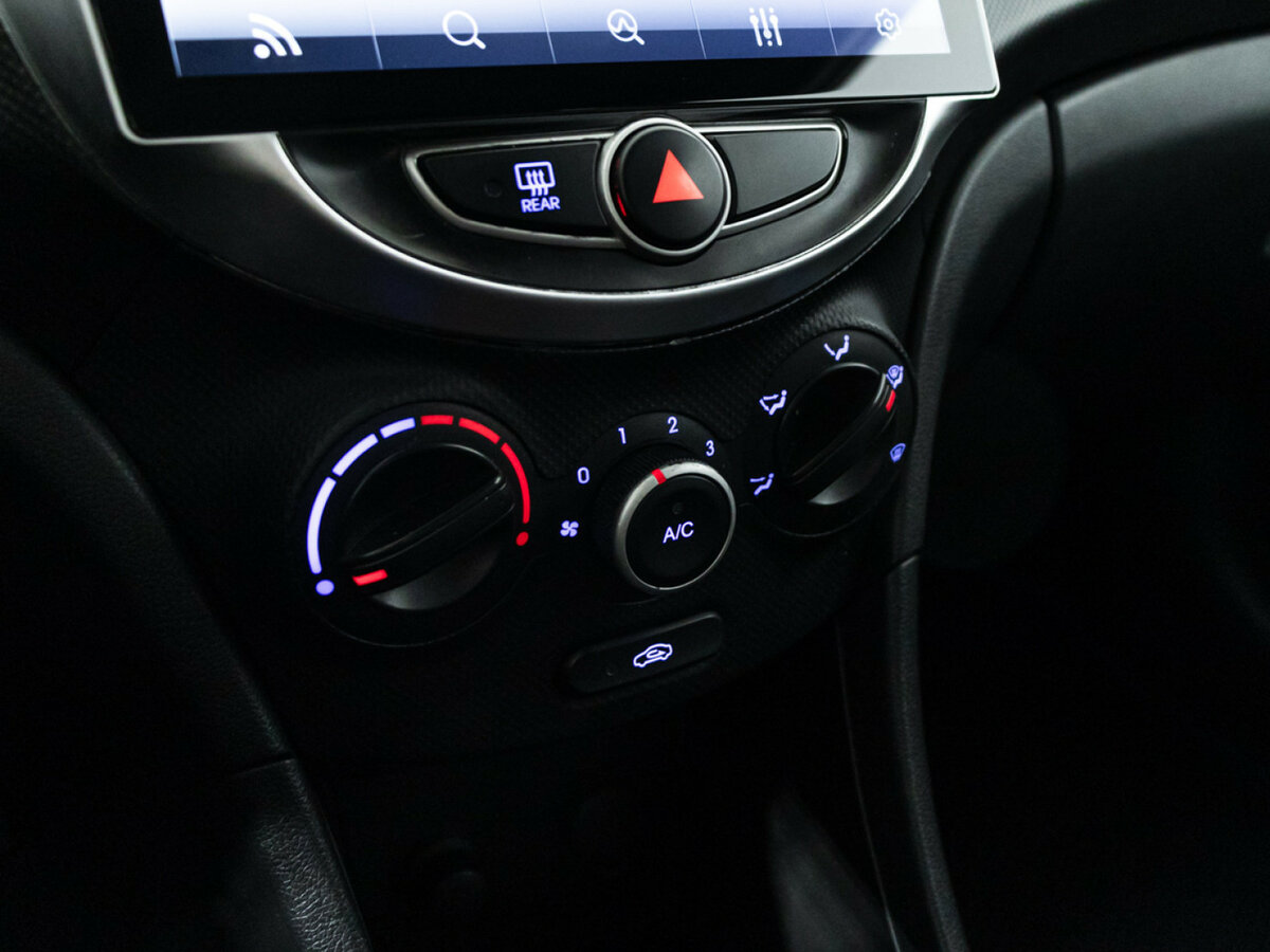 Hyundai Solaris I, 2011 Фото №15