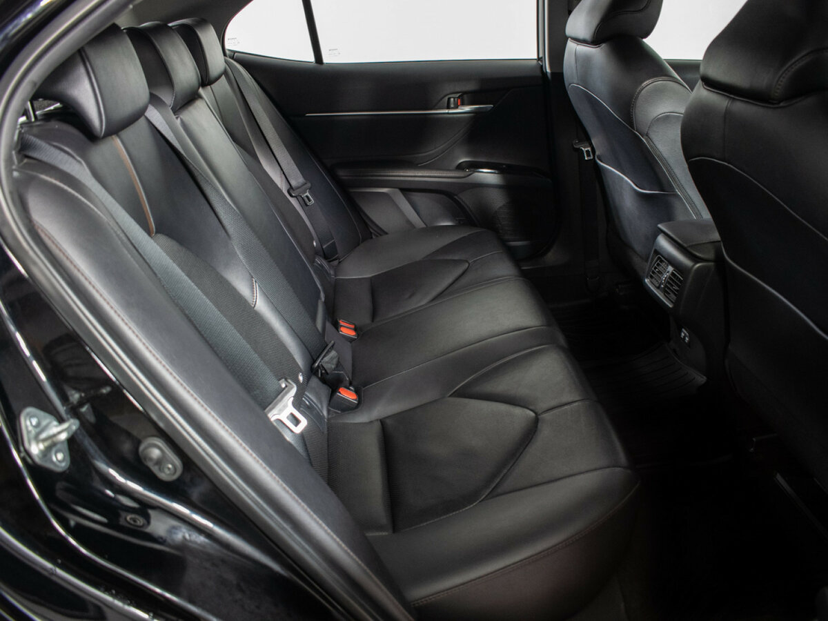 Toyota Camry VIII (XV70), 2020 Фото №10