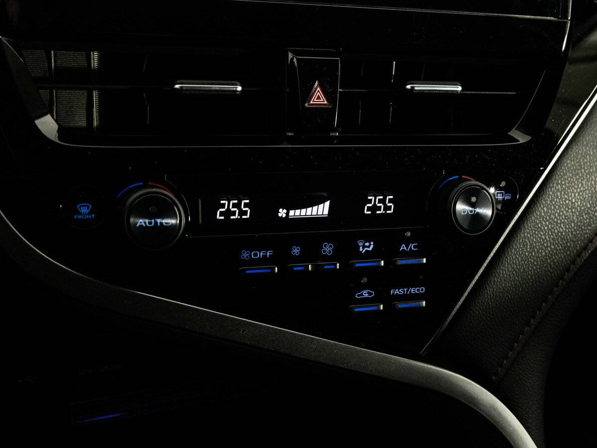 Toyota Camry VIII (XV70) Рестайлинг, 2021 Фото №13