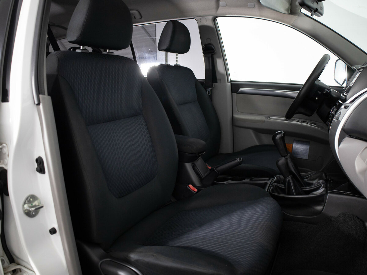 Mitsubishi Pajero Sport II Рестайлинг, 2014 Фото №17