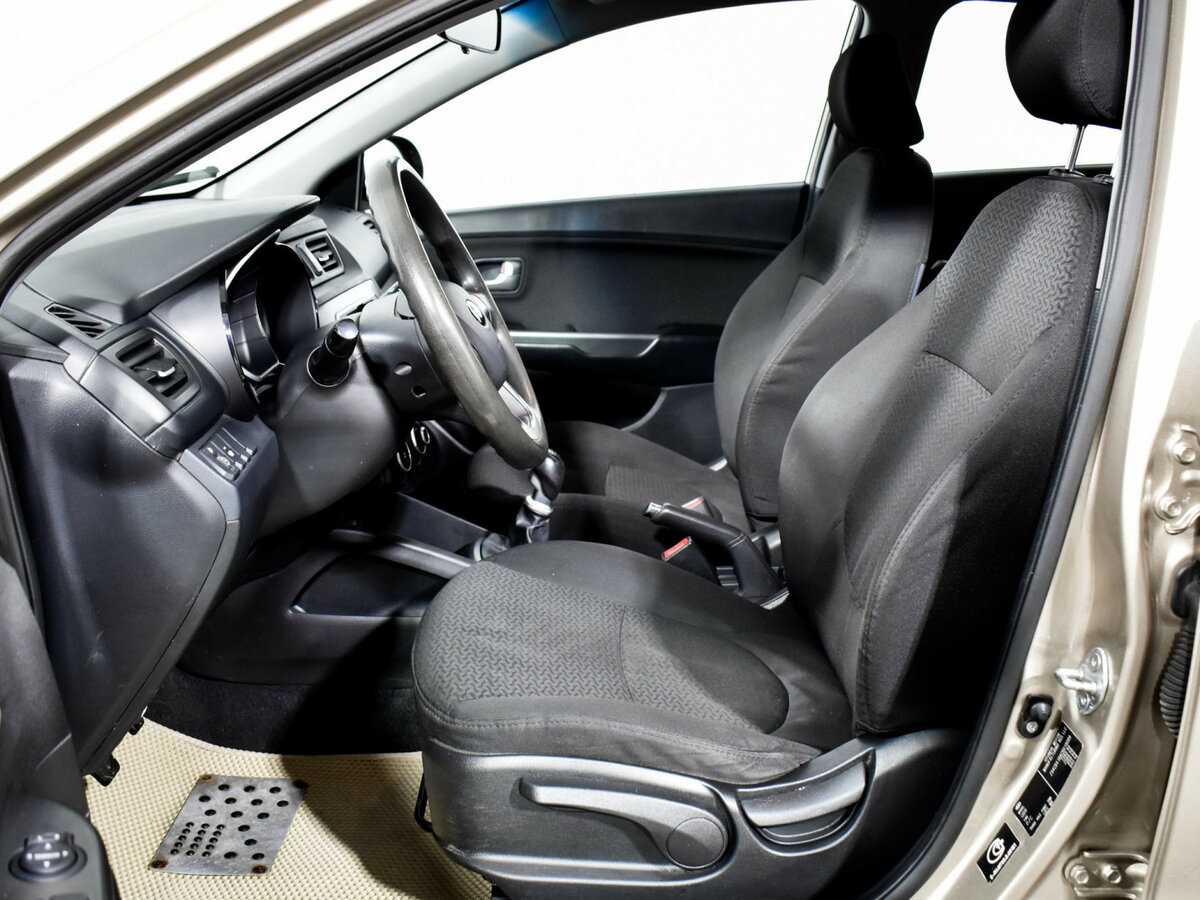 Kia Rio 5-speed III, 2011 Фото №10