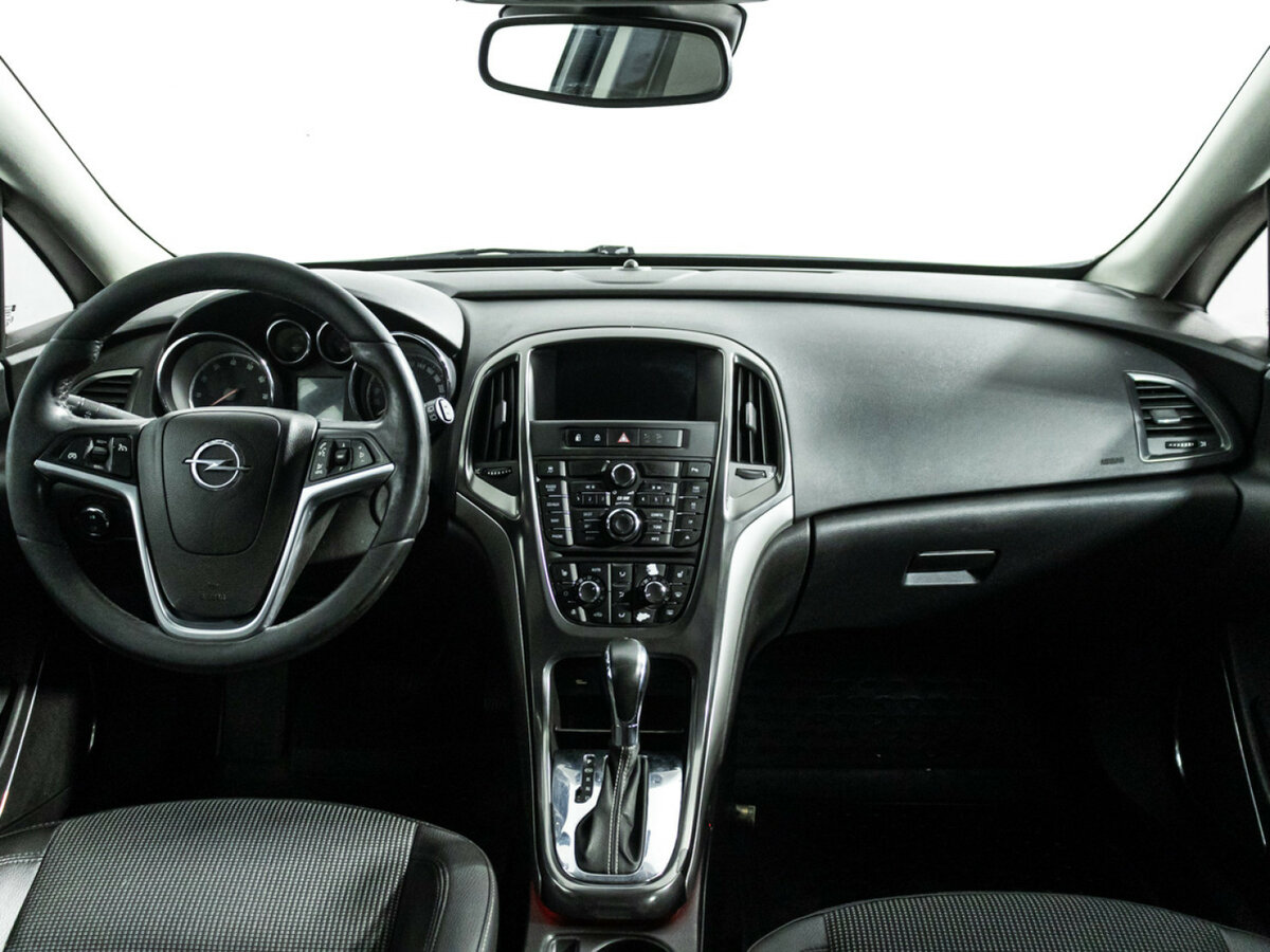 Opel Astra J, 2010 Фото №13