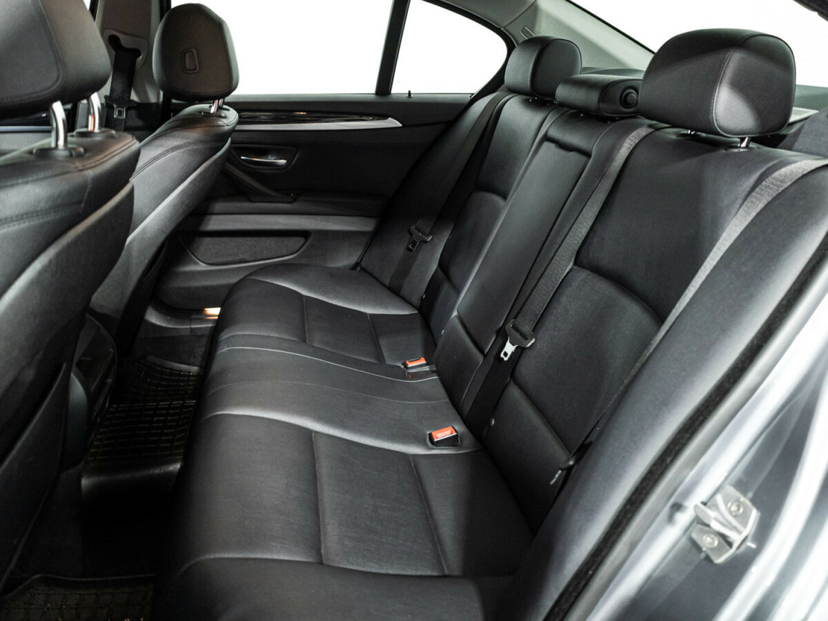 BMW 5 серии 520i VI (F10/F11/F07) Рестайлинг, 2014 Фото №10