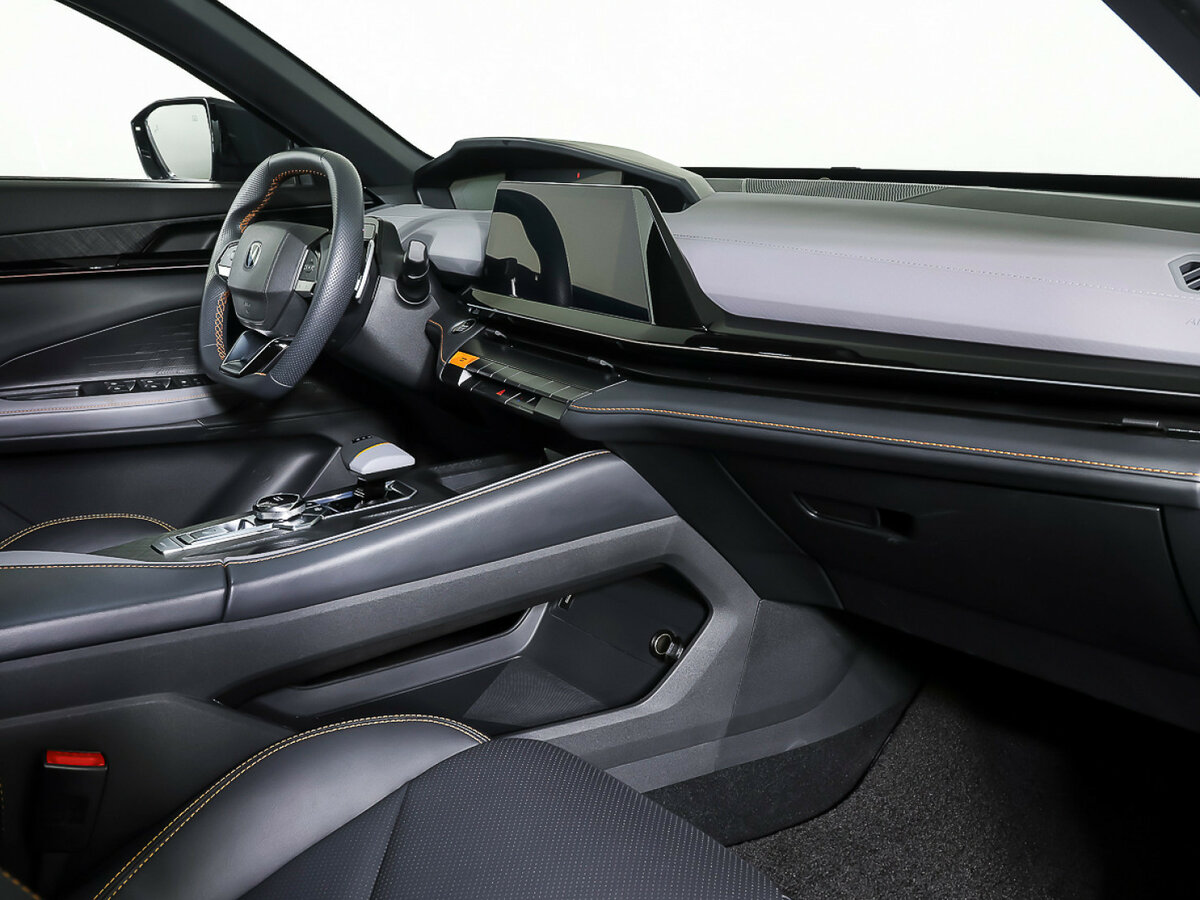 Changan UNI-V I, 2023 Фото №11