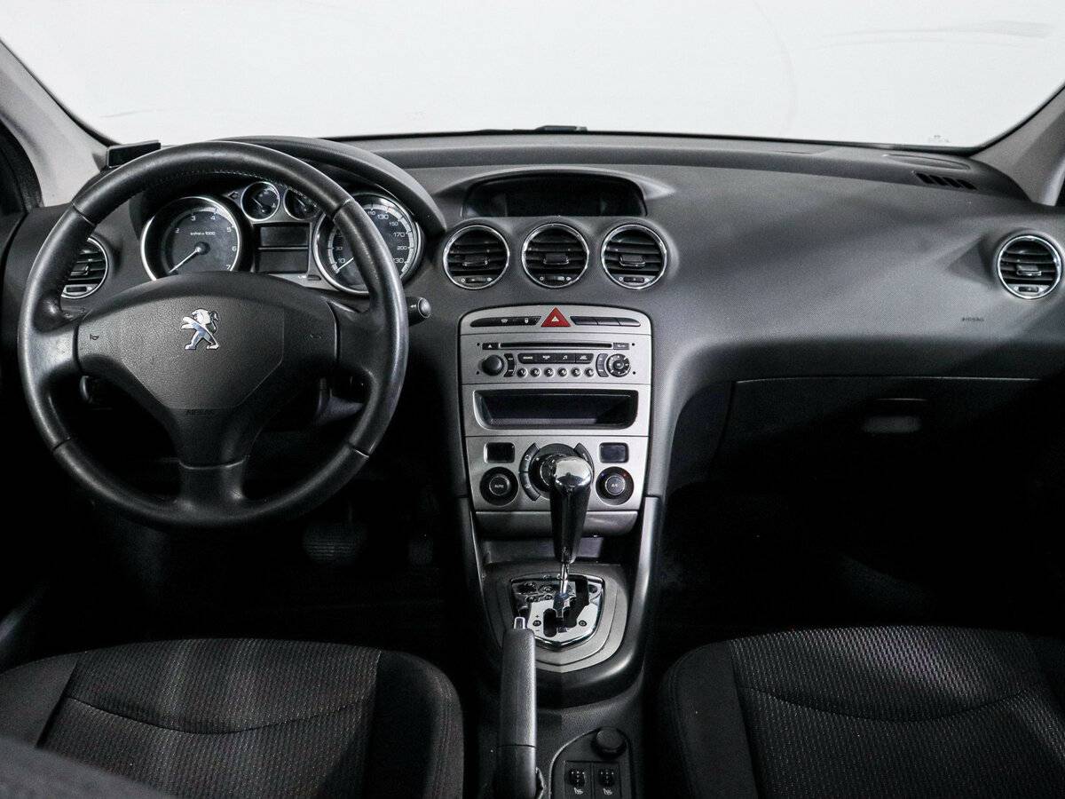 Peugeot 408 I, 2012 Фото №11