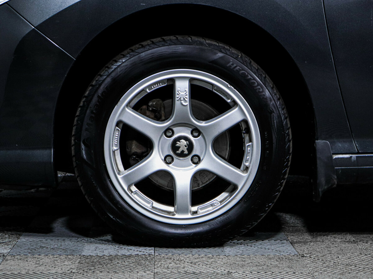 Peugeot 408 I, 2012 Фото №14