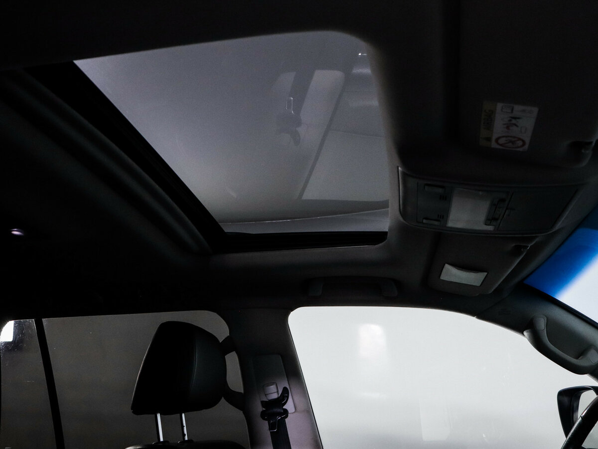 Toyota Land Cruiser 200 Series Рестайлинг 2, 2015 Фото №16