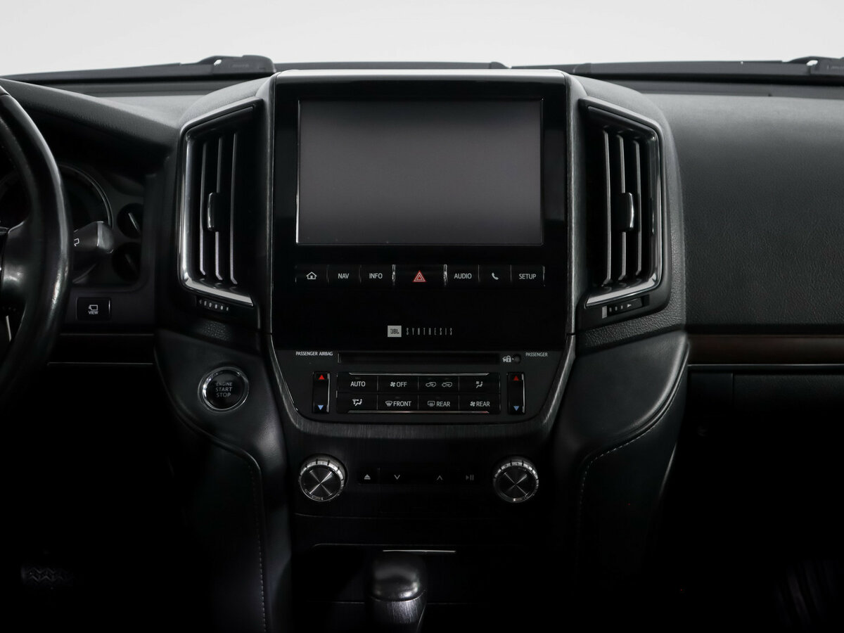 Toyota Land Cruiser 200 Series Рестайлинг 2, 2018 Фото №13