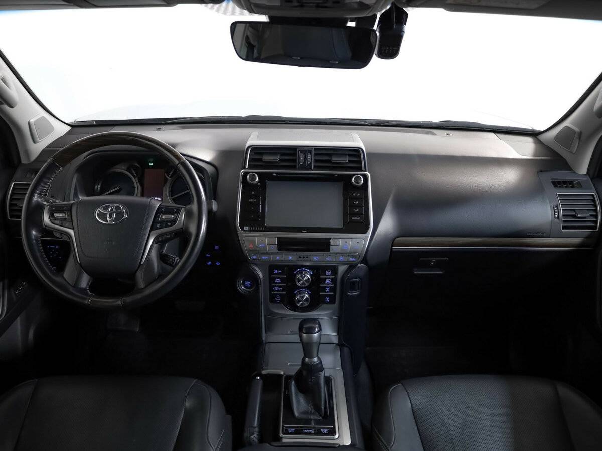 Toyota Land Cruiser Prado 150 Series Рестайлинг 2, 2018 Фото №10
