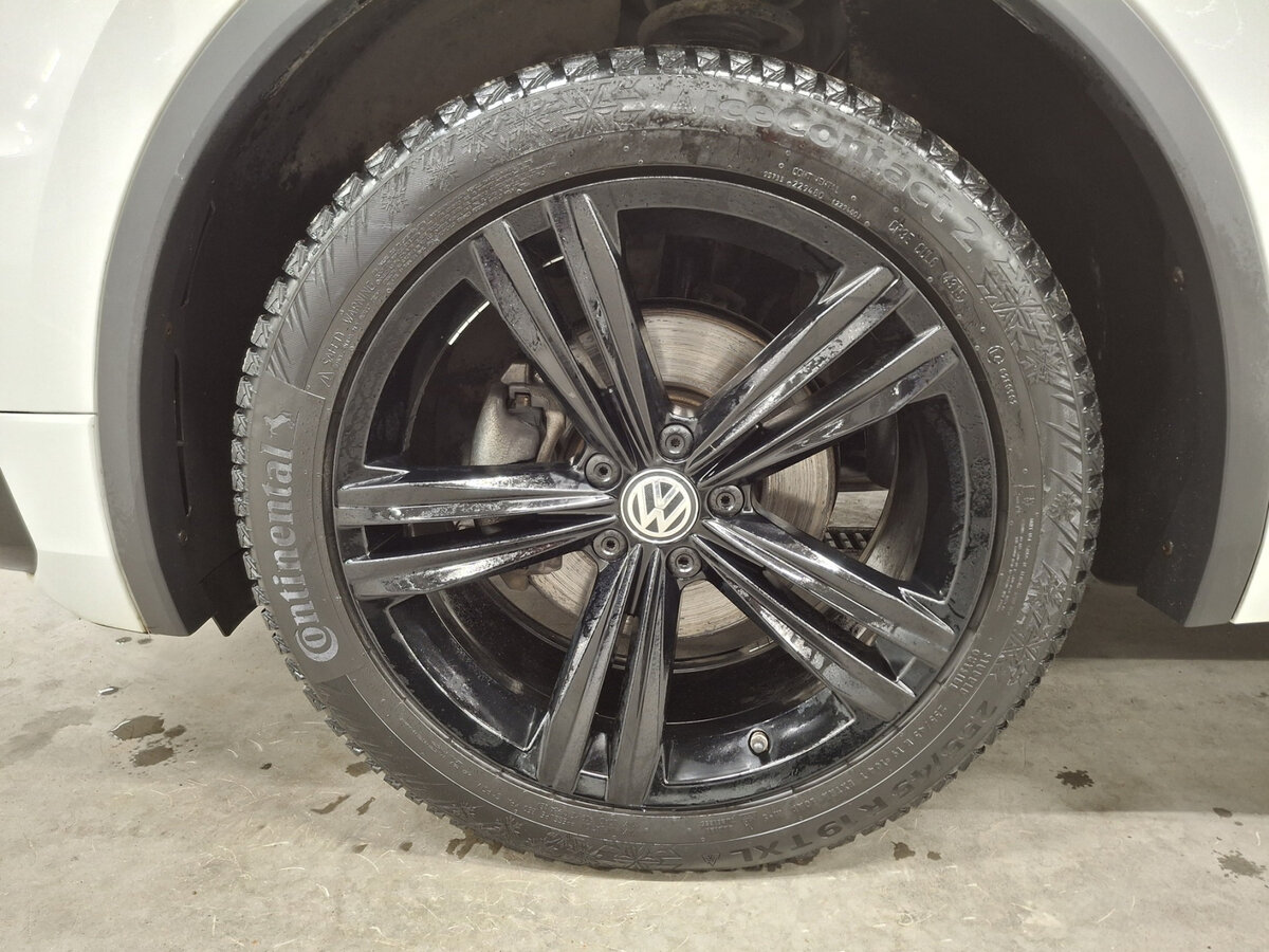 Volkswagen Tiguan II, 2020 Фото №18