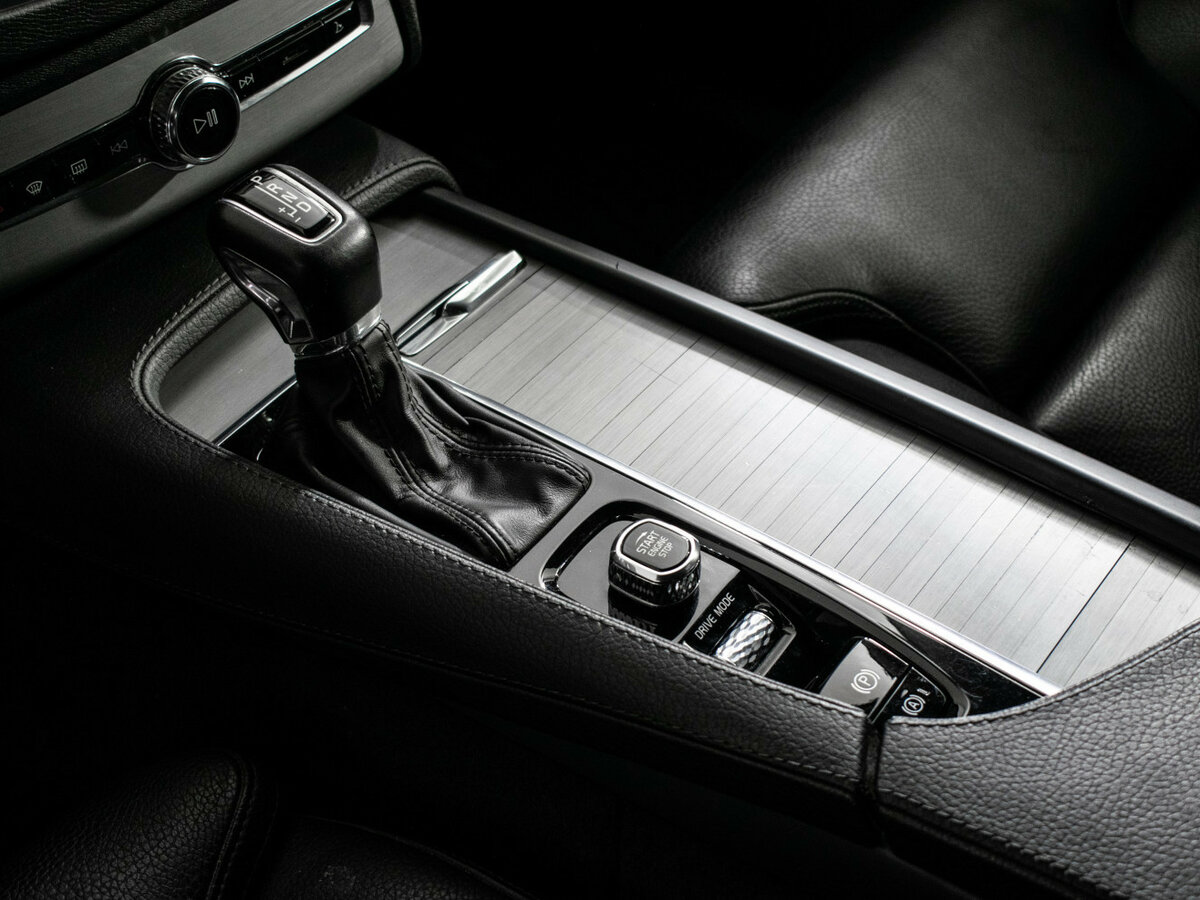 Volvo XC90 II Рестайлинг 1, 2019 Фото №15