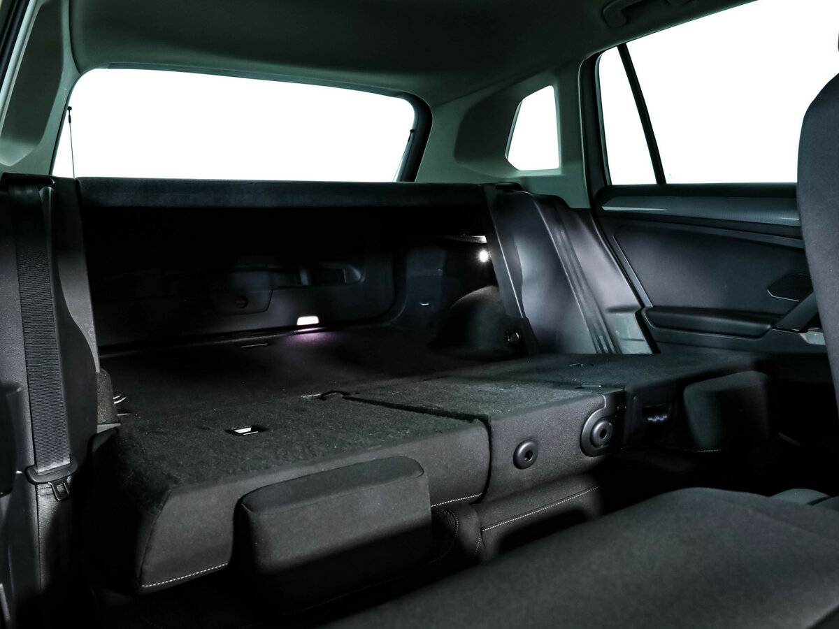Volkswagen Tiguan II Рестайлинг, 2021 Фото №25