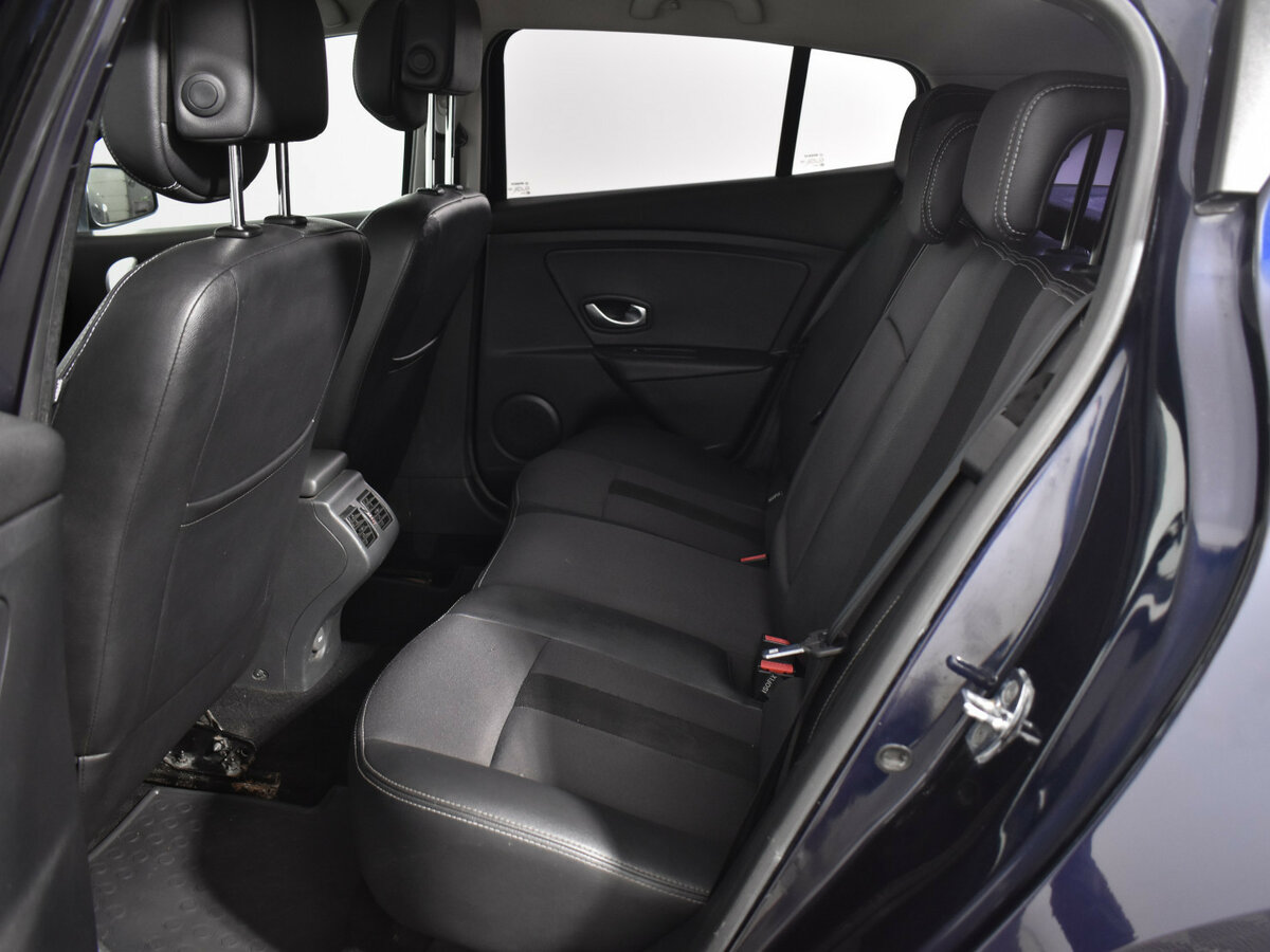 Renault Megane III, 2010 Фото №12