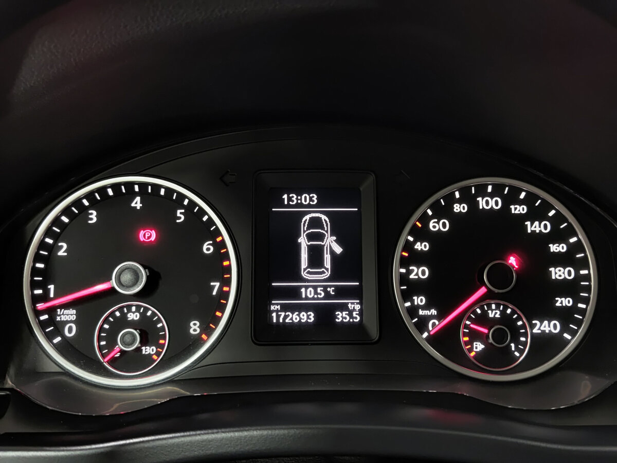 Volkswagen Tiguan I Рестайлинг, 2011 Фото №13