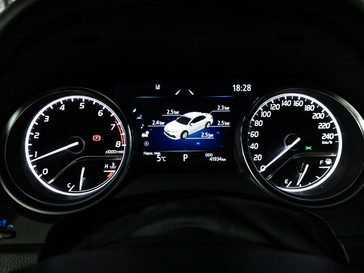 Toyota Camry VIII (XV70) Рестайлинг, 2023 Фото №10