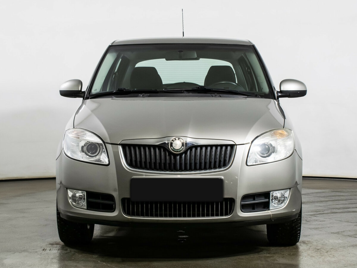 Skoda Fabia II, 2008 - 71 439 км. | Фото №2