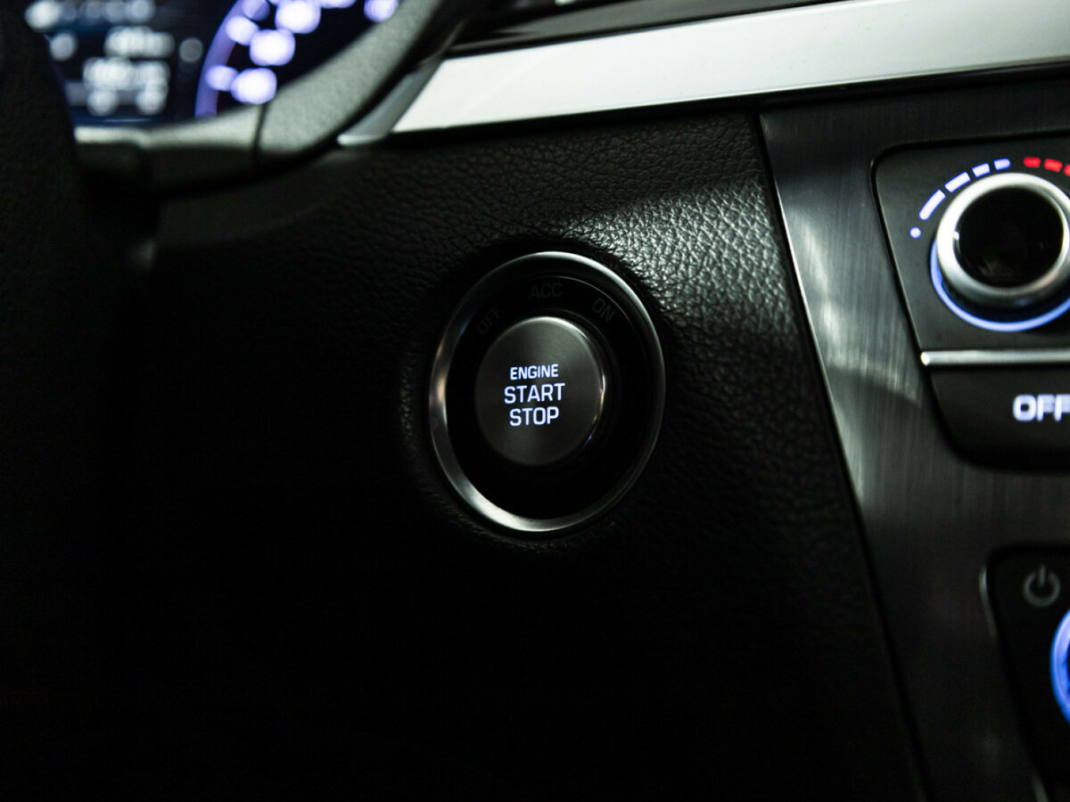 Hyundai Genesis II, 2015 Фото №16