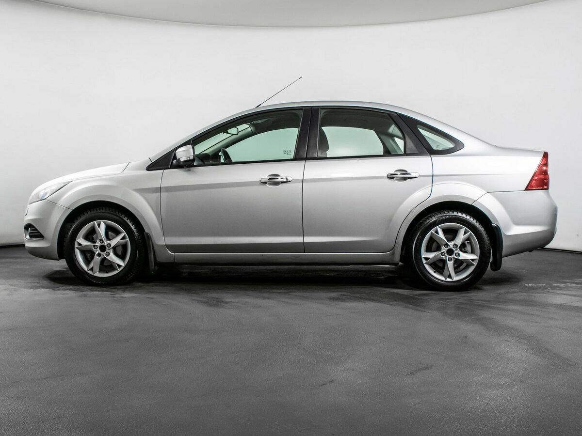 Ford Focus II Рестайлинг, 2010 Фото №10