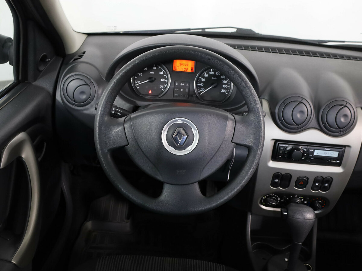 Renault Logan I Рестайлинг, 2015 - 96 506 км. | Фото №8