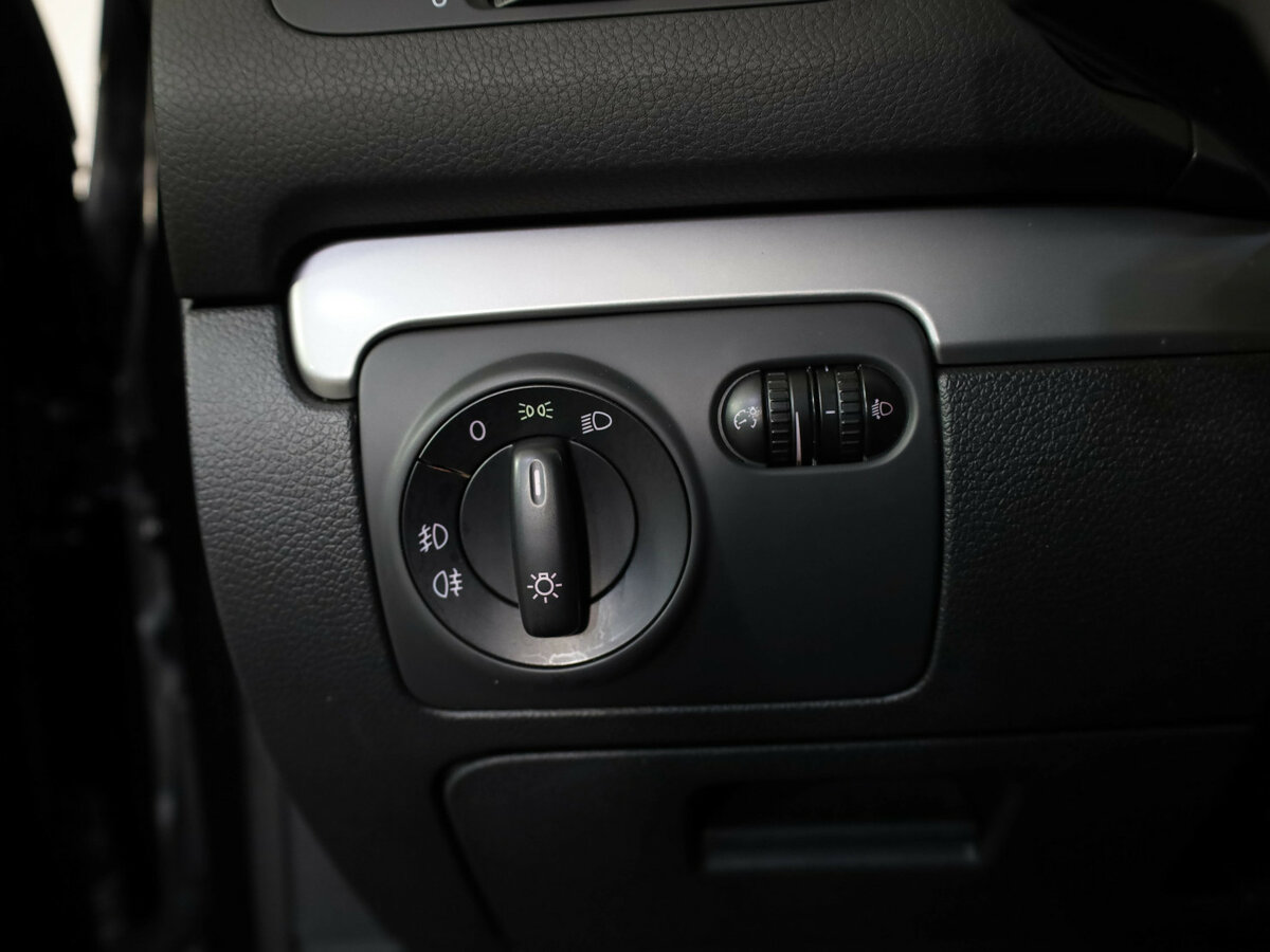 Volkswagen Golf VI, 2009 Фото №12