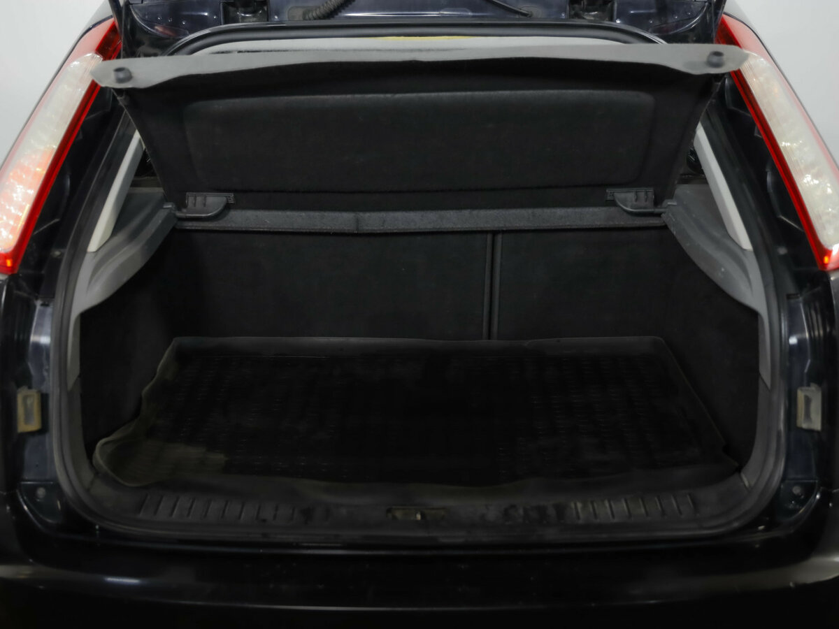 Ford Focus II Рестайлинг, 2011 - 320 723 км. | Фото №2