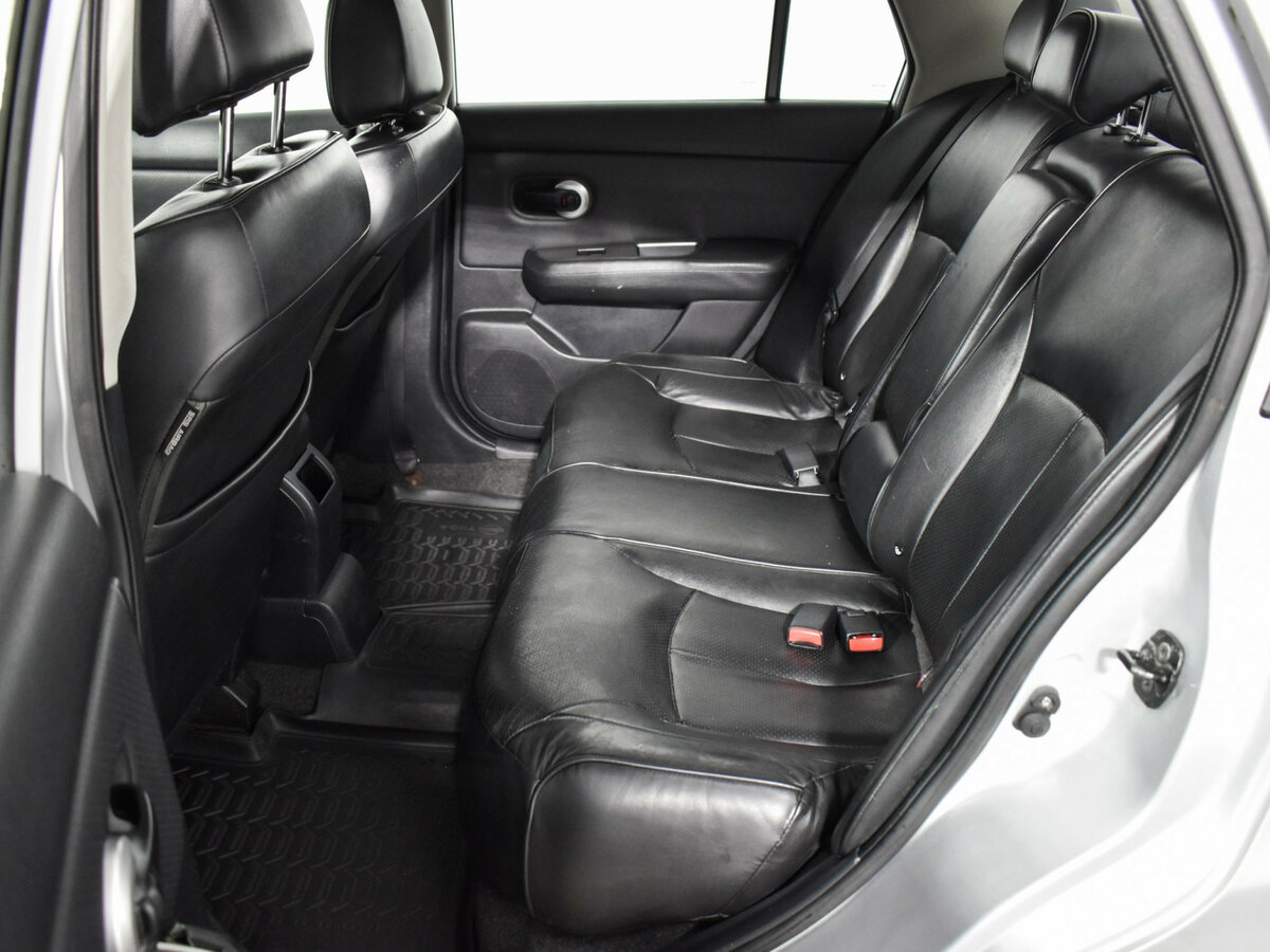 Nissan Tiida I, 2008 Фото №11