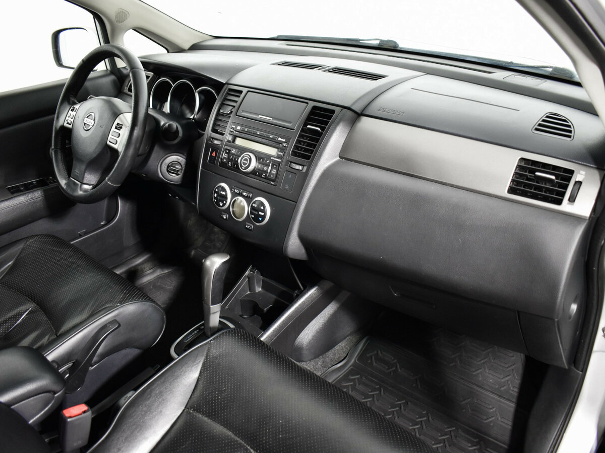 Nissan Tiida I, 2008 Фото №12