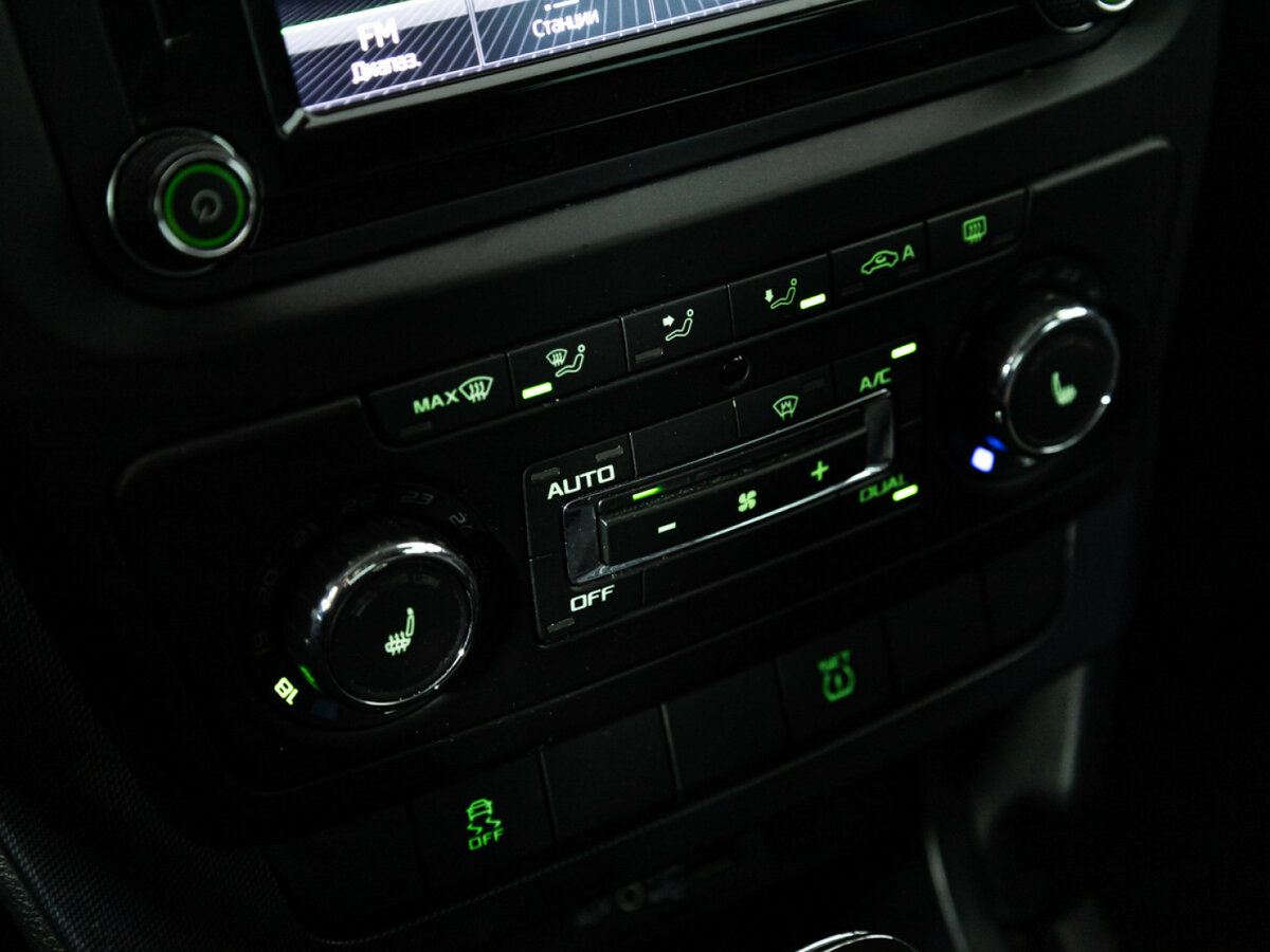 Skoda Yeti I Рестайлинг, 2015 Фото №15