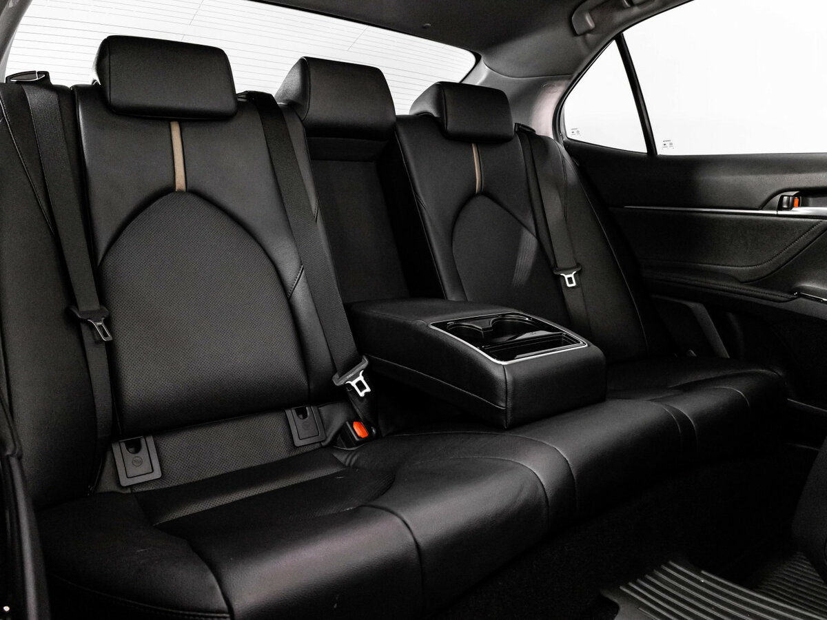 Toyota Camry VIII (XV70) Рестайлинг, 2023 Фото №24