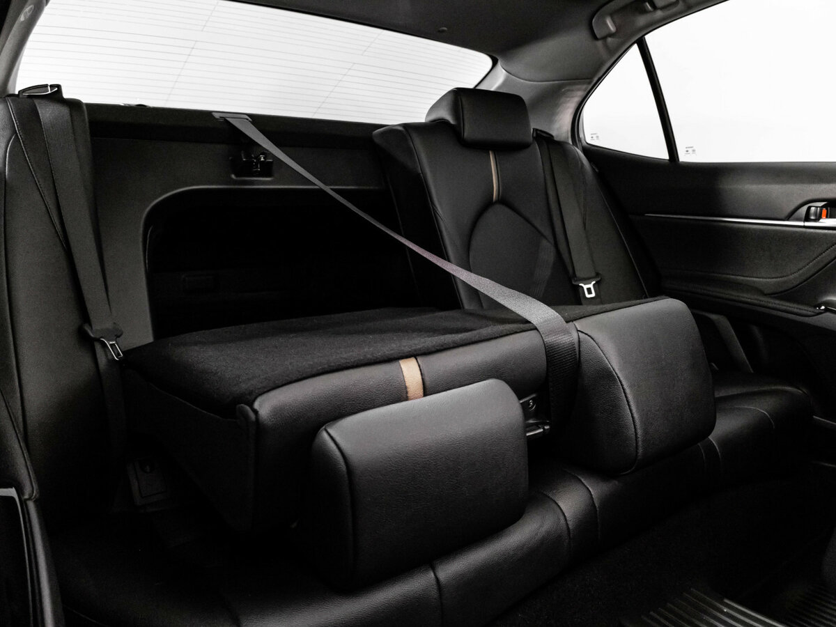 Toyota Camry VIII (XV70) Рестайлинг, 2023 Фото №25