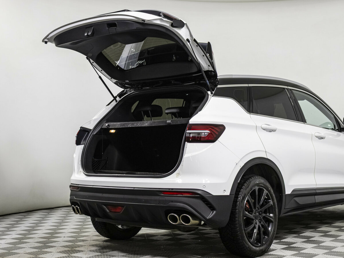 Geely Coolray I, 2022 Фото №17