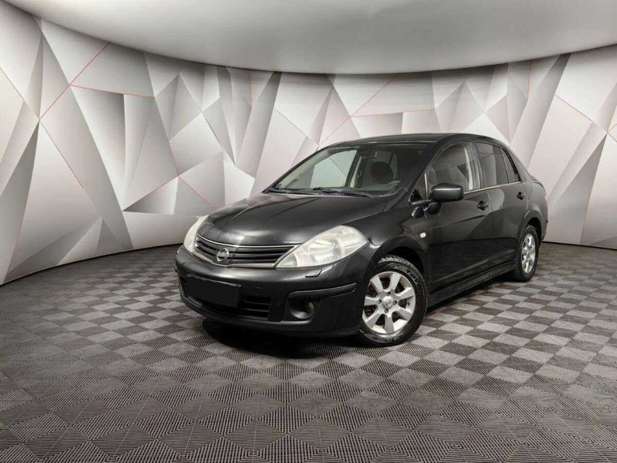 Nissan Tiida, 2010 - 299 325 км. | Фото №1