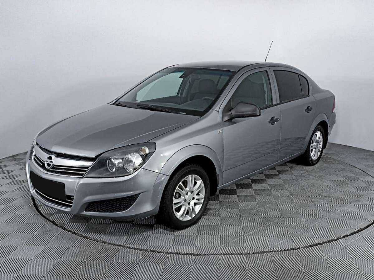 Opel Astra, 2011 - 179 779 км. | Фото №1