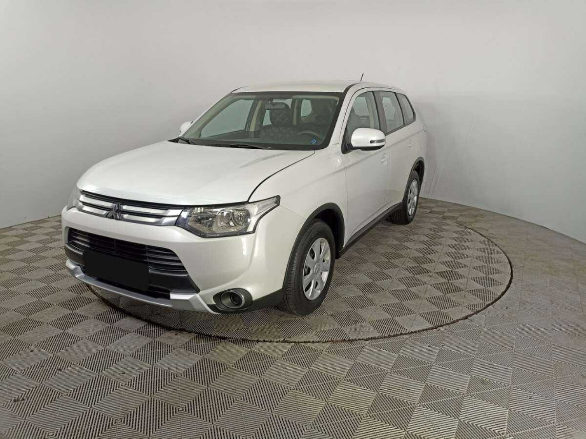 Mitsubishi Outlander, 2014 - 152 826 км. | Фото №1