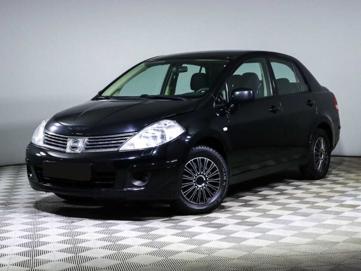 Nissan Tiida, 2010 - 79 000 км. | Фото №1