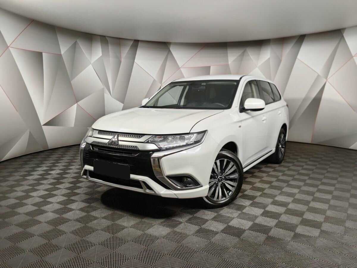 Mitsubishi Outlander, 2022 - 11 808 км. | Фото №1