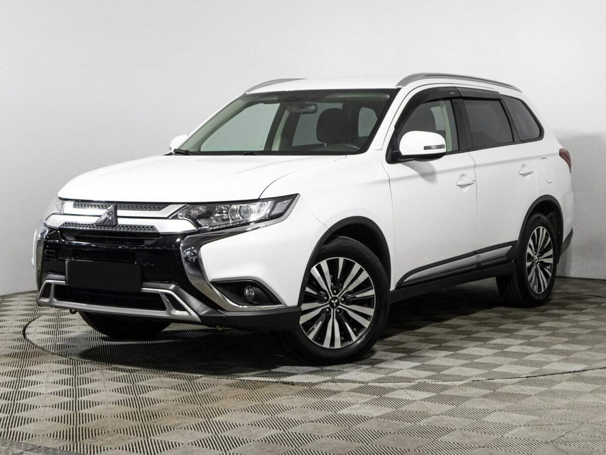 Mitsubishi Outlander, 2018 - 70 460 км. | Фото №1